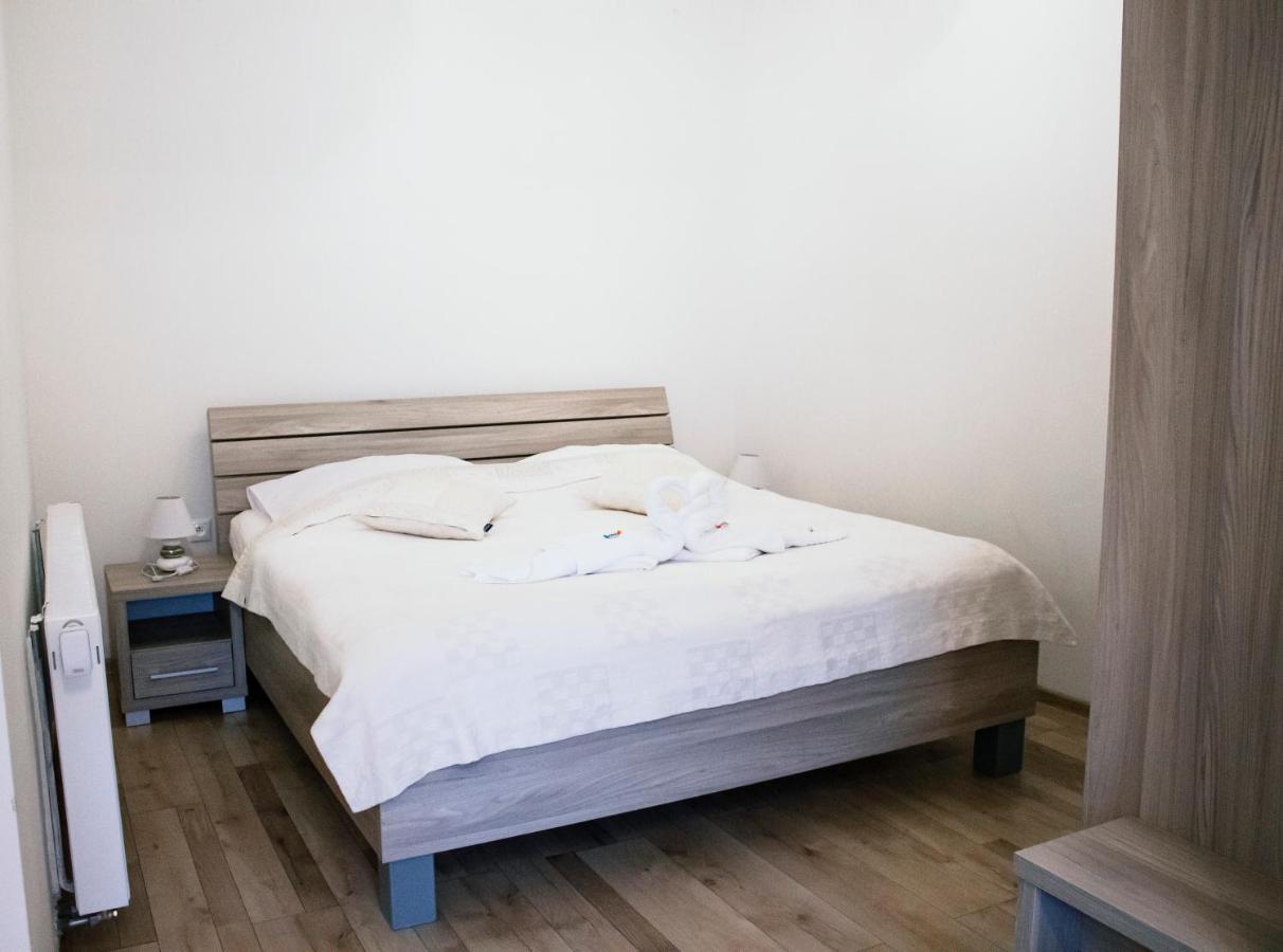 Penzion Anesis - Apartmany Turcianske Teplice Exterior photo