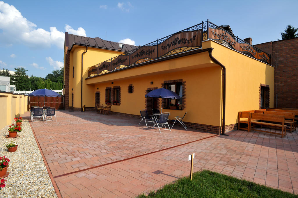 Penzion Anesis - Apartmany Turcianske Teplice Exterior photo